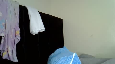 Snapshot of baddie_bunnie chatting on November 22, 2025, 2:10 am baddie_bunnie online show from November 22, 2025, 2:10 am