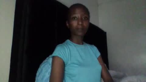 Snapshot of baddie_bunnie chatting on November 29, 2025, 3:37 pm baddie_bunnie online show from November 29, 2025, 3:37 pm