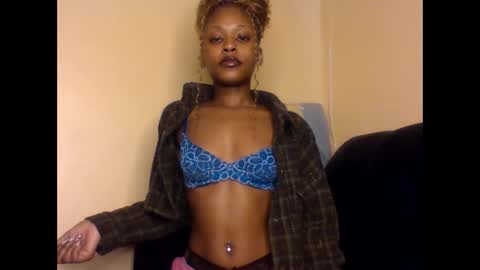 Lily. online show from January 7, 2026, 4:15 am