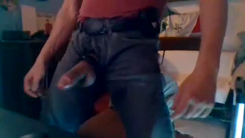 Snapshot of badhombremx chatting on February 1, 2025, 4:46 am Mexican livin Off the Wall online show from February 1, 2025, 4:46 am