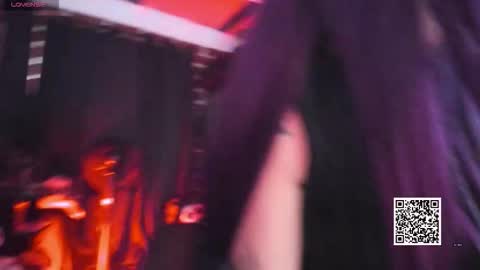        Please help me to reach 100 thumbs up online show from September 29, 2025, 6:35 pm