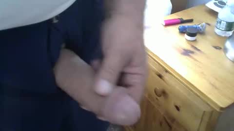 badlad10 online show from April 17, 2026, 3:15 pm