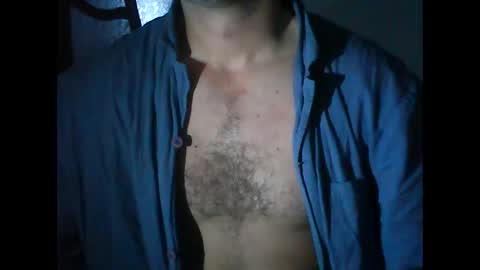 baiat_frumusel online show from December 8, 2024, 7:37 am