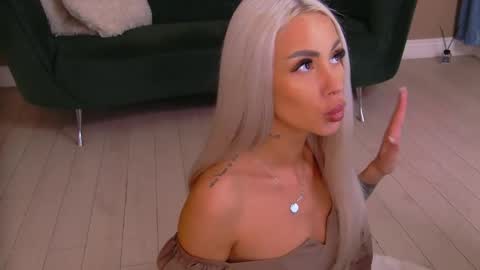 bailey_rush online show from April 14, 2026, 6:14 pm