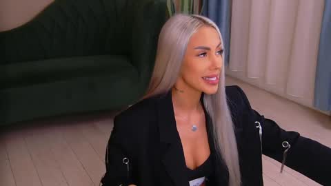 Snapshot of bailey_rush chatting on May 1, 2026, 4:00 pm bailey_rush online show from May 1, 2026, 4:00 pm