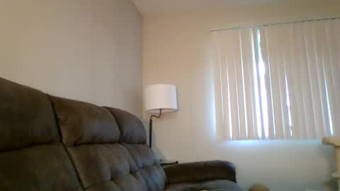 baileymadz online show from April 4, 2026, 6:16 pm