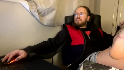 balliboigamer online show from December 2, 2024, 6:43 pm