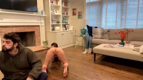 bambifarrina online show from February 3, 2025, 8:57 pm