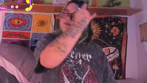 Ana  online show from October 4, 2025, 8:07 pm