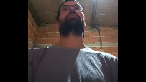 Ezequiel online show from November 25, 2025, 2:11 am