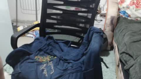 Snapshot of banderkin1980 chatting on February 19, 2025, 6:00 pm Kengoo4girls online show from February 19, 2025, 6:00 pm