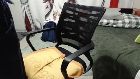 Snapshot of banderkin1980 chatting on December 22, 2025, 6:49 pm Kengoo4girls online show from December 22, 2025, 6:49 pm