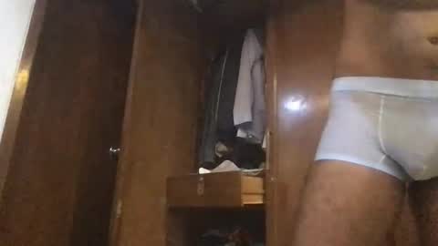 Snapshot of bangalidickolo chatting on October 31, 2025, 4:41 pm Bangalidick online show from October 31, 2025, 4:41 pm