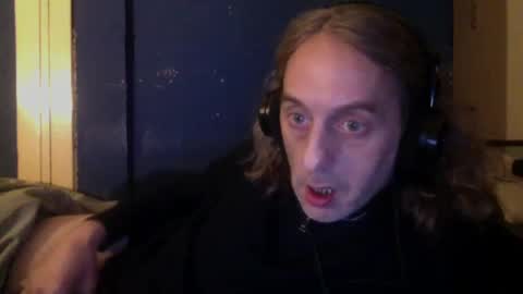 bangintoleather online show from January 7, 2025, 2:10 am