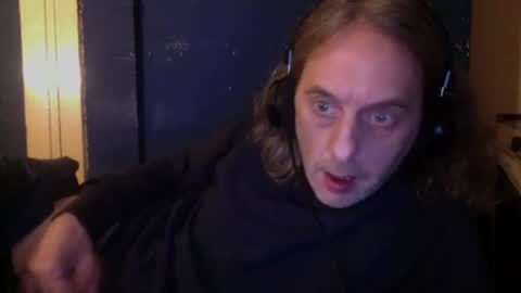 bangintoleather online show from January 26, 2025, 2:45 am