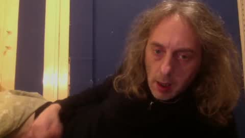 bangintoleather online show from March 9, 2025, 3:22 am