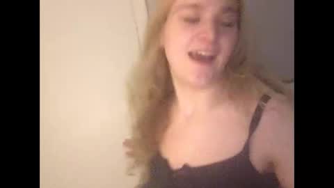 bansam1738 online show from May 15, 2026, 11:56 pm