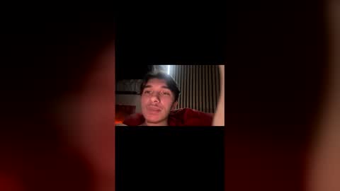 Snapshot of baransucin19 chatting on February 18, 2026, 3:35 am baransucin19 online show from February 18, 2026, 3:35 am