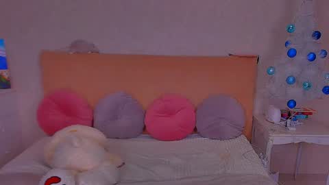 Barbie Kim online show from December 14, 2024, 4:56 am