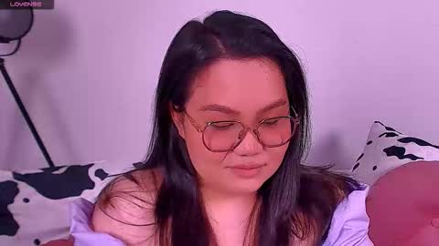 Barbie Kim online show from October 11, 2025, 6:17 pm