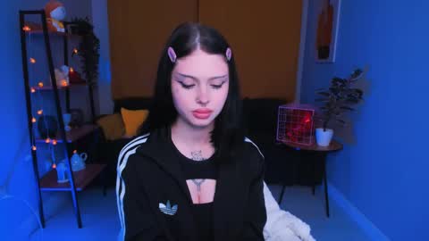Snapshot of barbara_xkiss chatting on February 12, 2025, 5:47 am Barbara online show from February 12, 2025, 5:47 am