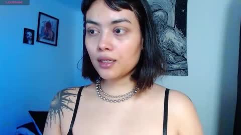  Barbara Moon  online show from December 2, 2025, 7:53 pm