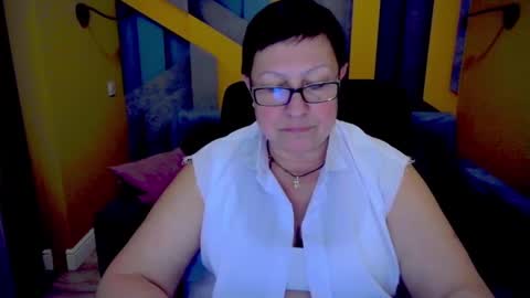 Snapshot of barbaraturners chatting on December 2, 2024, 10:23 pm barbaraturners online show from December 2, 2024, 10:23 pm