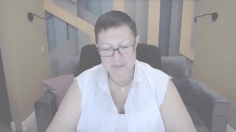 Snapshot of barbaraturners chatting on December 4, 2024, 11:57 pm barbaraturners online show from December 4, 2024, 11:57 pm