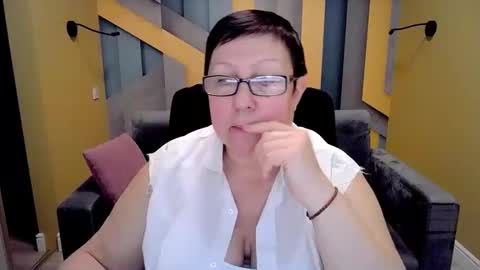 Snapshot of barbaraturners chatting on February 13, 2025, 4:22 am barbaraturners online show from February 13, 2025, 4:22 am