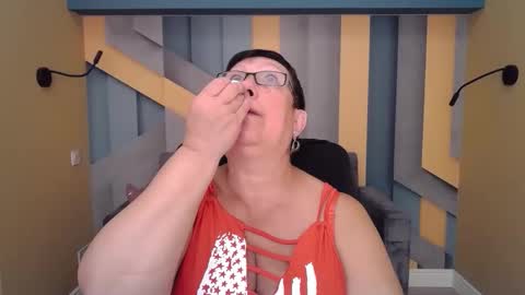 Snapshot of barbaraturners chatting on October 1, 2025, 6:58 pm barbaraturners online show from October 1, 2025, 6:58 pm