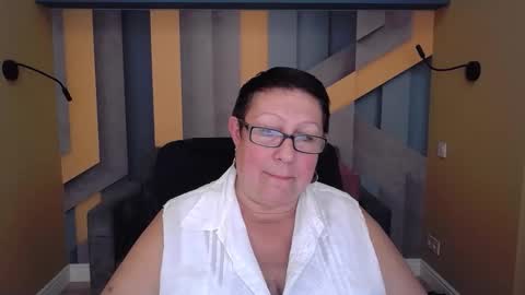 Snapshot of barbaraturners chatting on October 17, 2025, 7:05 pm barbaraturners online show from October 17, 2025, 7:05 pm