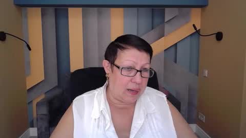Snapshot of barbaraturners chatting on October 22, 2025, 6:40 pm barbaraturners online show from October 22, 2025, 6:40 pm