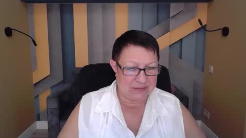 barbaraturners online show from October 31, 2025, 9:38 pm