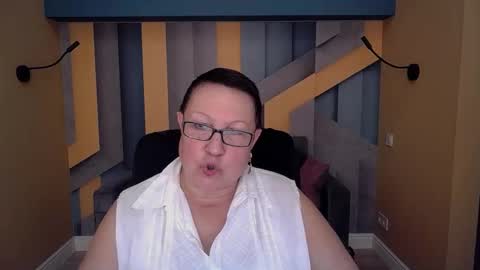 barbaraturners online show from November 16, 2025, 12:33 pm