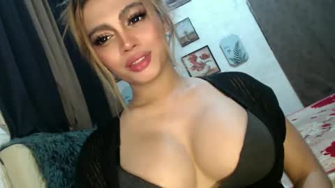 Snapshot of barbie_ivana chatting on December 22, 2024, 5:56 am barbei online show from December 22, 2024, 5:56 am