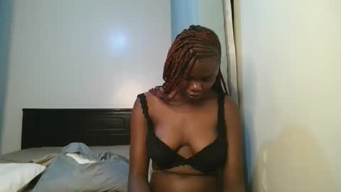 queen online show from November 12, 2025, 1:17 am