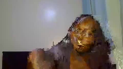 queen online show from April 14, 2026, 11:00 pm