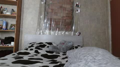 barbie_rococo online show from April 8, 2026, 9:04 pm