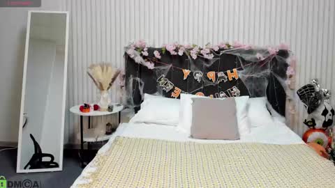 Barbie Staze online show from November 1, 2025, 2:24 am