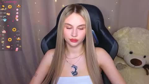 Eva online show from September 17, 2025, 12:51 pm