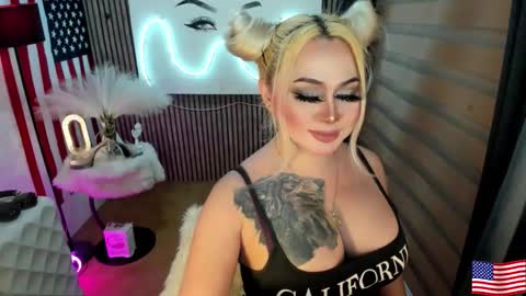 Miss Alexa Fields  online show from September 23, 2025, 10:57 pm