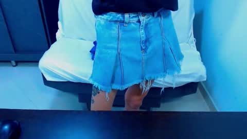 Snapshot of barby_jones25 chatting on February 25, 2026, 12:26 pm Barby online show from February 25, 2026, 12:26 pm