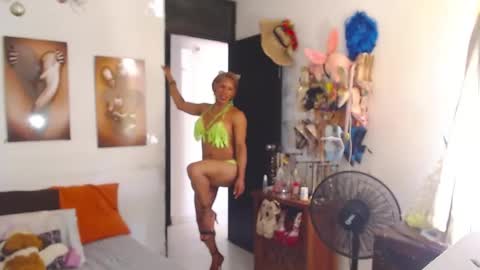 bardotbigcocktsx online show from February 26, 2026, 5:34 pm