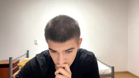 Snapshot of barepulse chatting on November 5, 2025, 8:20 pm Eric online show from November 5, 2025, 8:20 pm