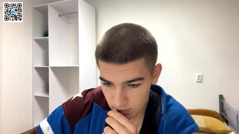 Snapshot of barepulse chatting on November 24, 2025, 7:57 pm Eric online show from November 24, 2025, 7:57 pm