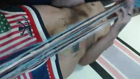 .... online show from November 25, 2025, 5:13 pm