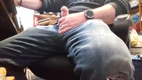 bartender3127 online show from February 3, 2026, 5:18 pm