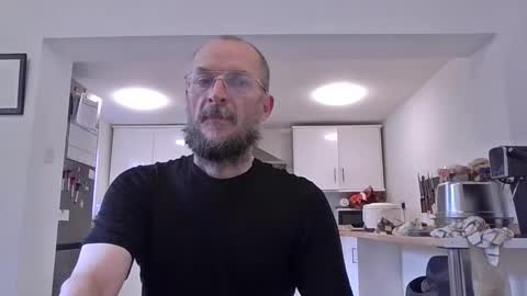 basiccamguy online show from October 14, 2025, 9:21 am