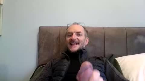 basiccamguy online show from November 17, 2025, 1:50 pm