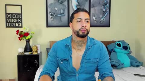 bastian_jones1 online show from March 9, 2025, 7:12 am